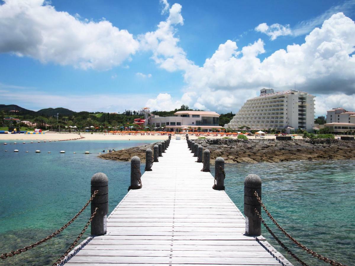 Sheraton Okinawa Sunmarina Resort Onna Exterior photo