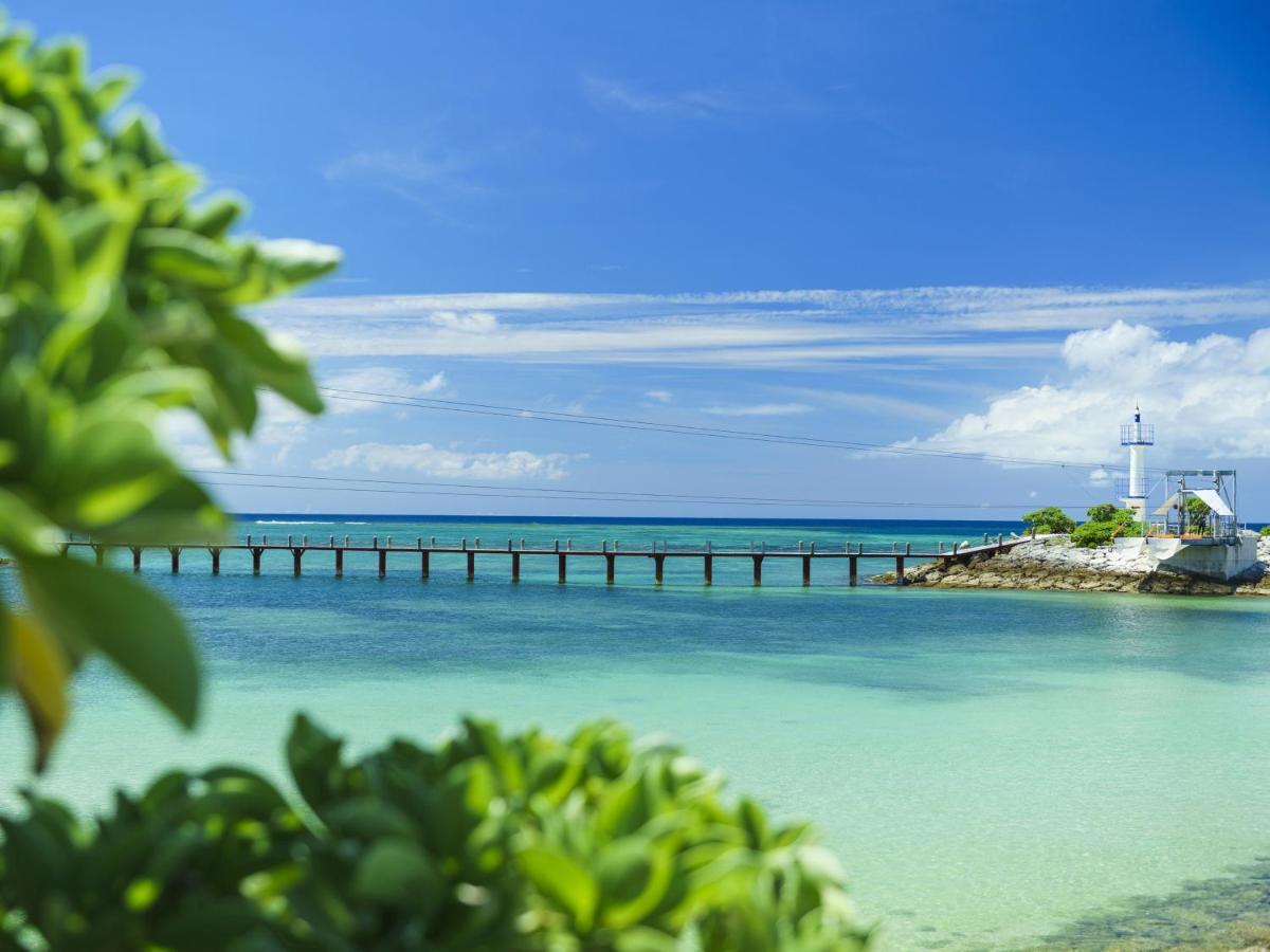 Sheraton Okinawa Sunmarina Resort Onna Exterior photo